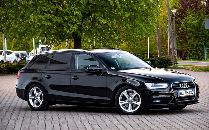 Audi A4 cena 44900 przebieg: 260000, rok produkcji 2014 z Głogów małe 704